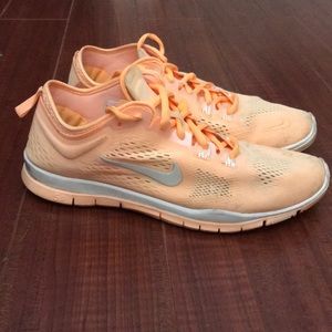 Creamsicle colored Nike free